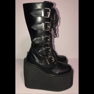Demonia by Pleaser Swing 220 Platform Boots